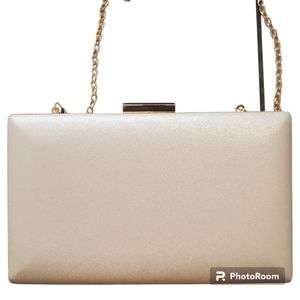 Jennifer Lopez Small Clutch Crossbody Light Pink Purse Gold Chain NWOT